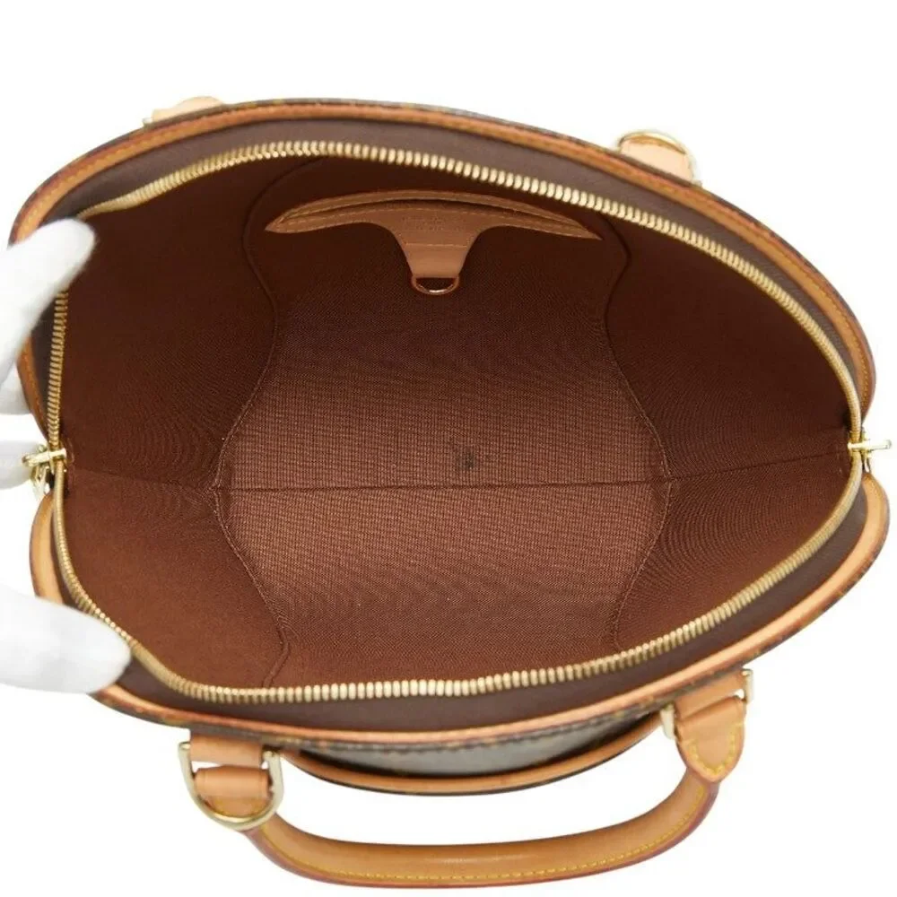 Louis Vuitton delivery duty